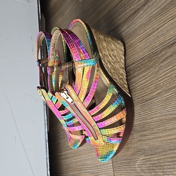 NWOT Vaneli Rainbow Animal Print Espadrilles Wedges - Picture 3 of 9